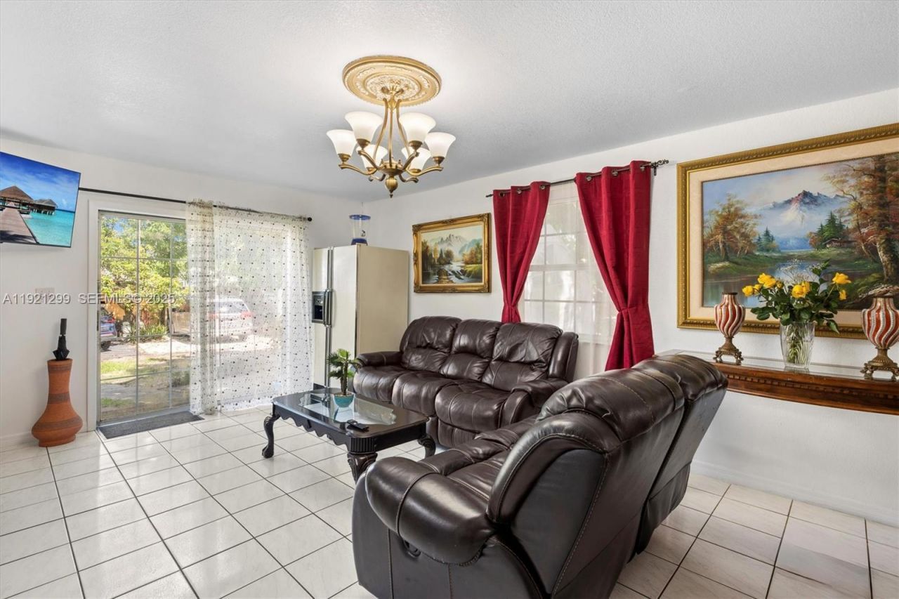 20851 SW 242nd St, Homestead, FL 33031 Photo