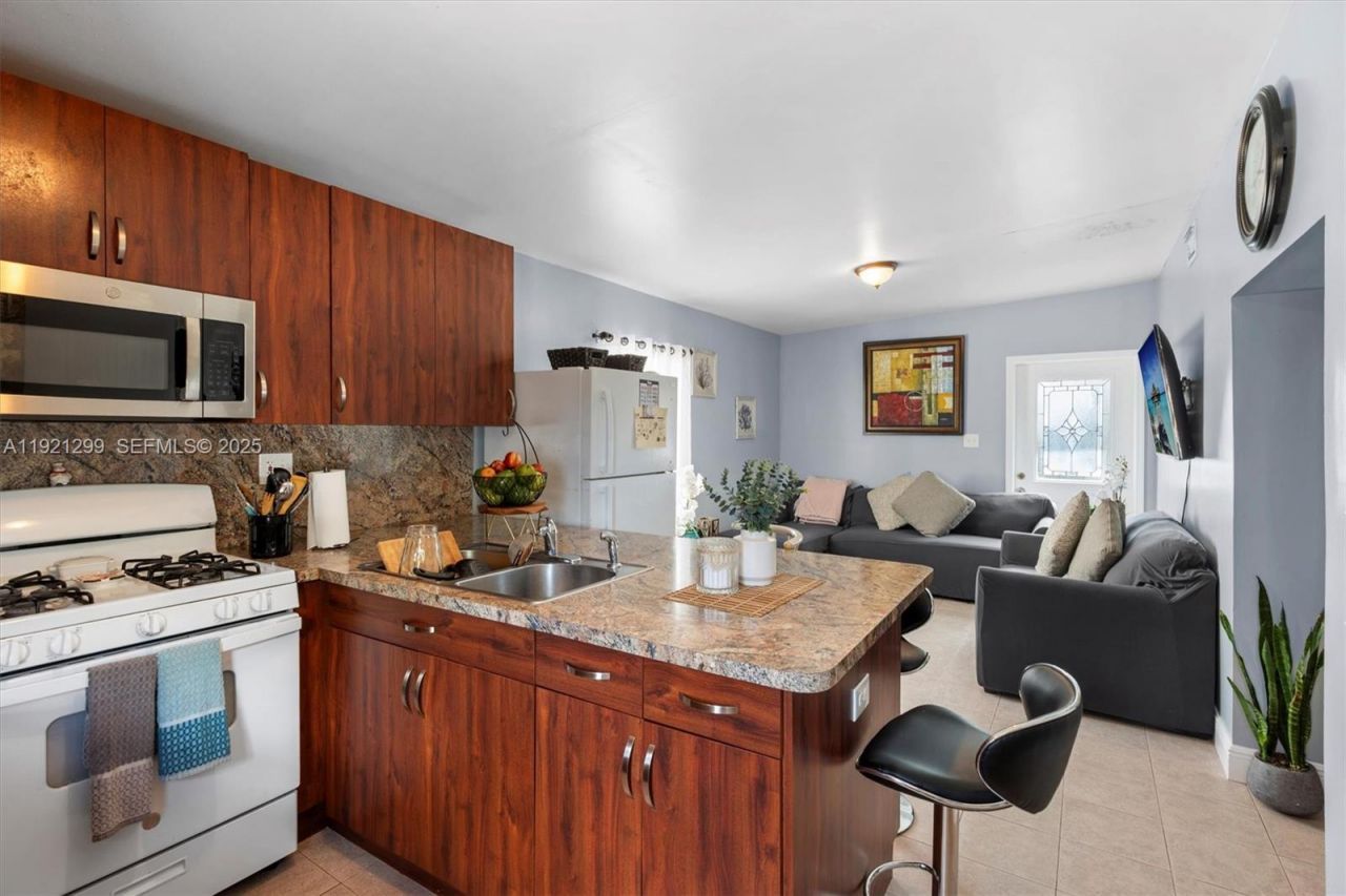 20851 SW 242nd St, Homestead, FL 33031 Photo