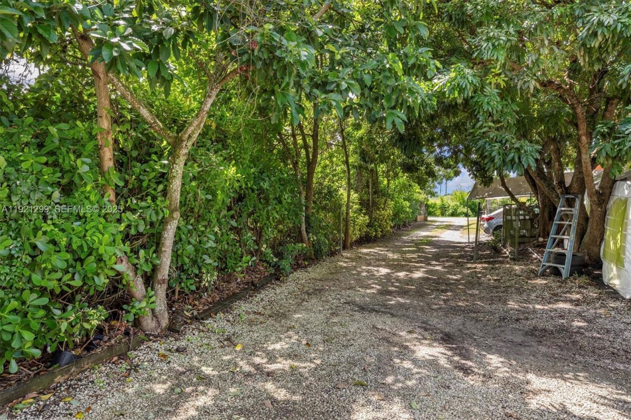 20851 SW 242nd St, Homestead, FL 33031 Photo