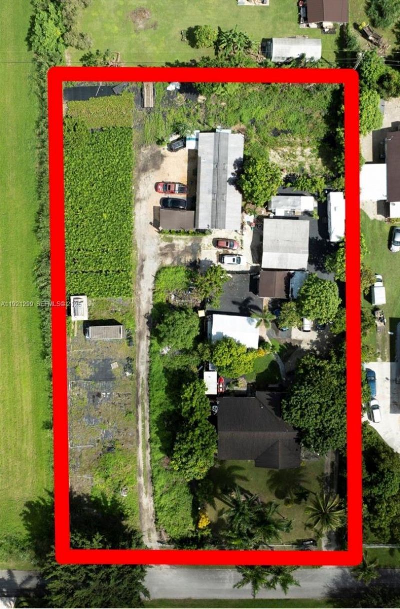 20851 SW 242nd St, Homestead, FL 33031 Photo