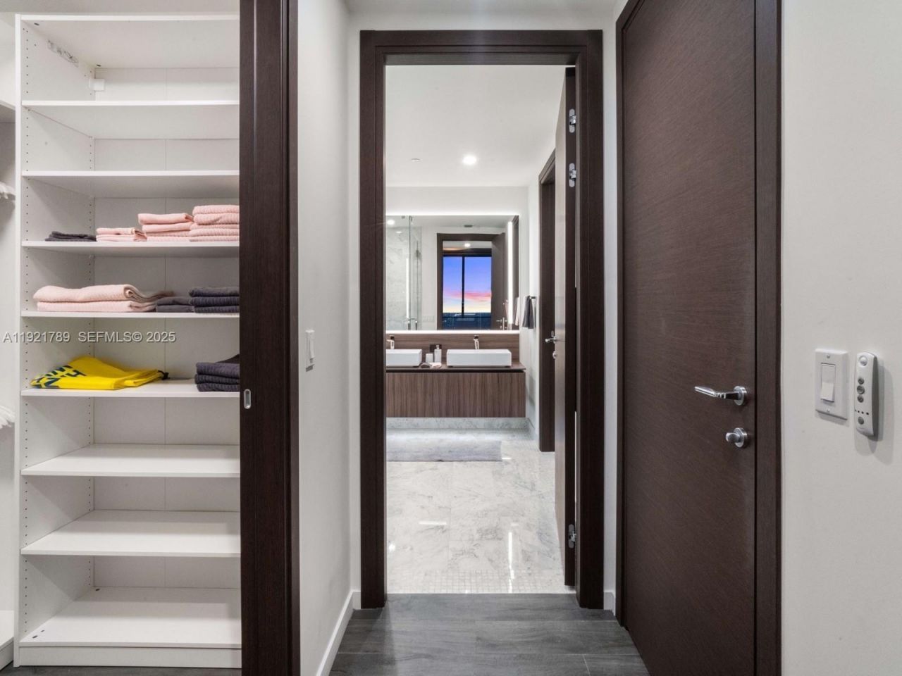 1000 Brickell Plz, Unit PH5706, Miami, FL 33131 Photo