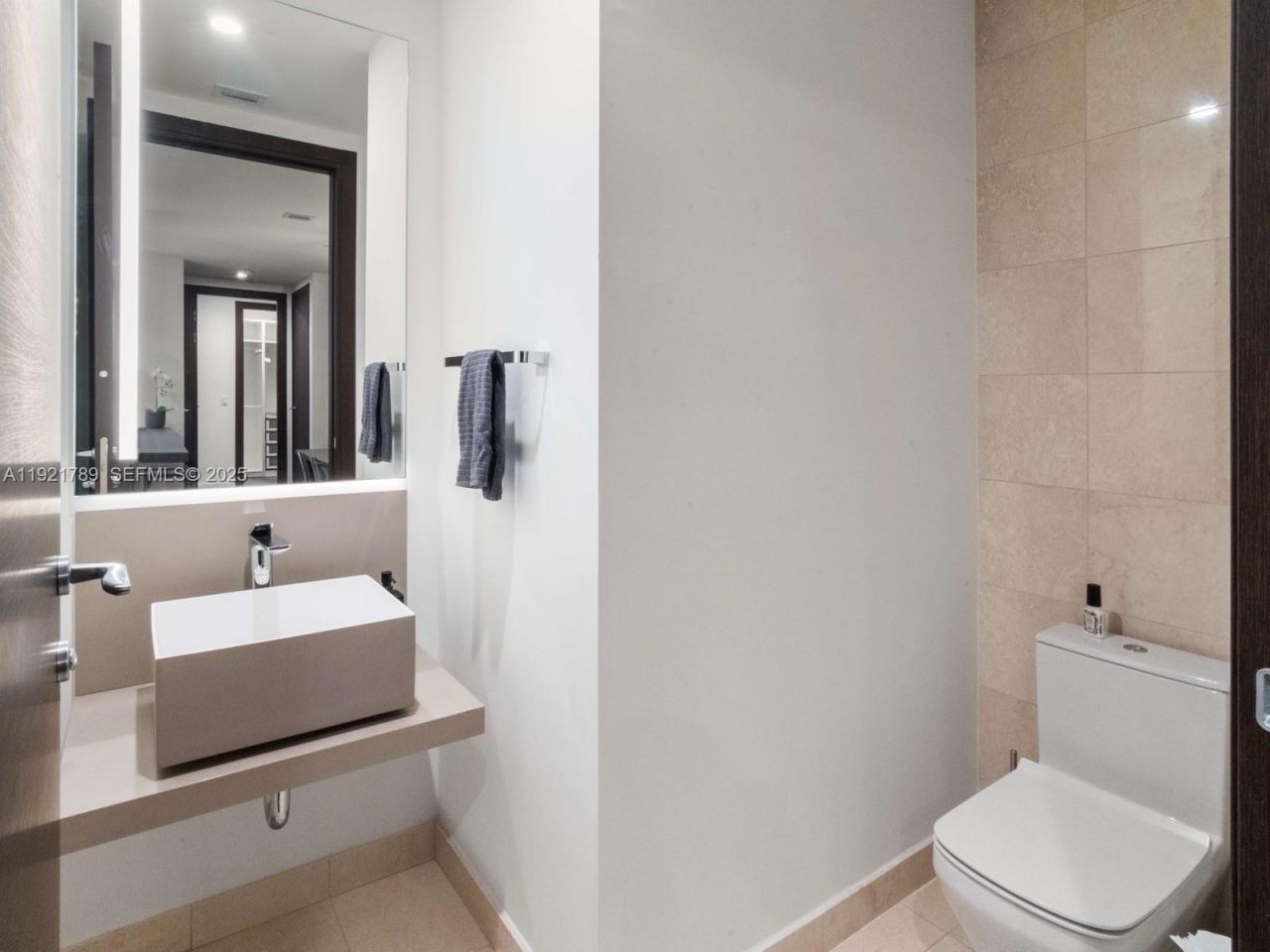 1000 Brickell Plz, Unit PH5706, Miami, FL 33131 Photo