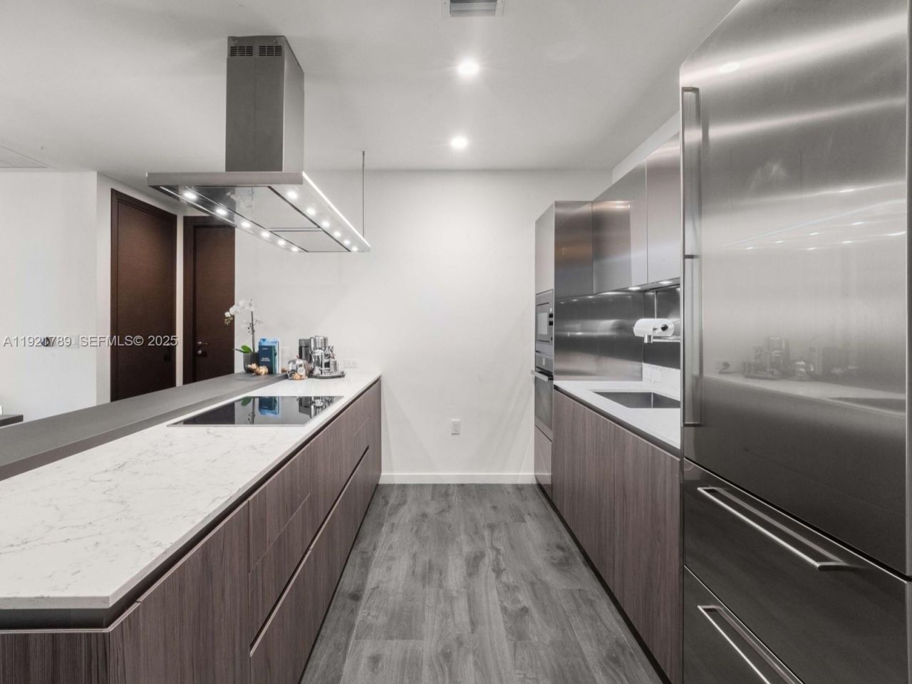 1000 Brickell Plz, Unit PH5706, Miami, FL 33131 Photo