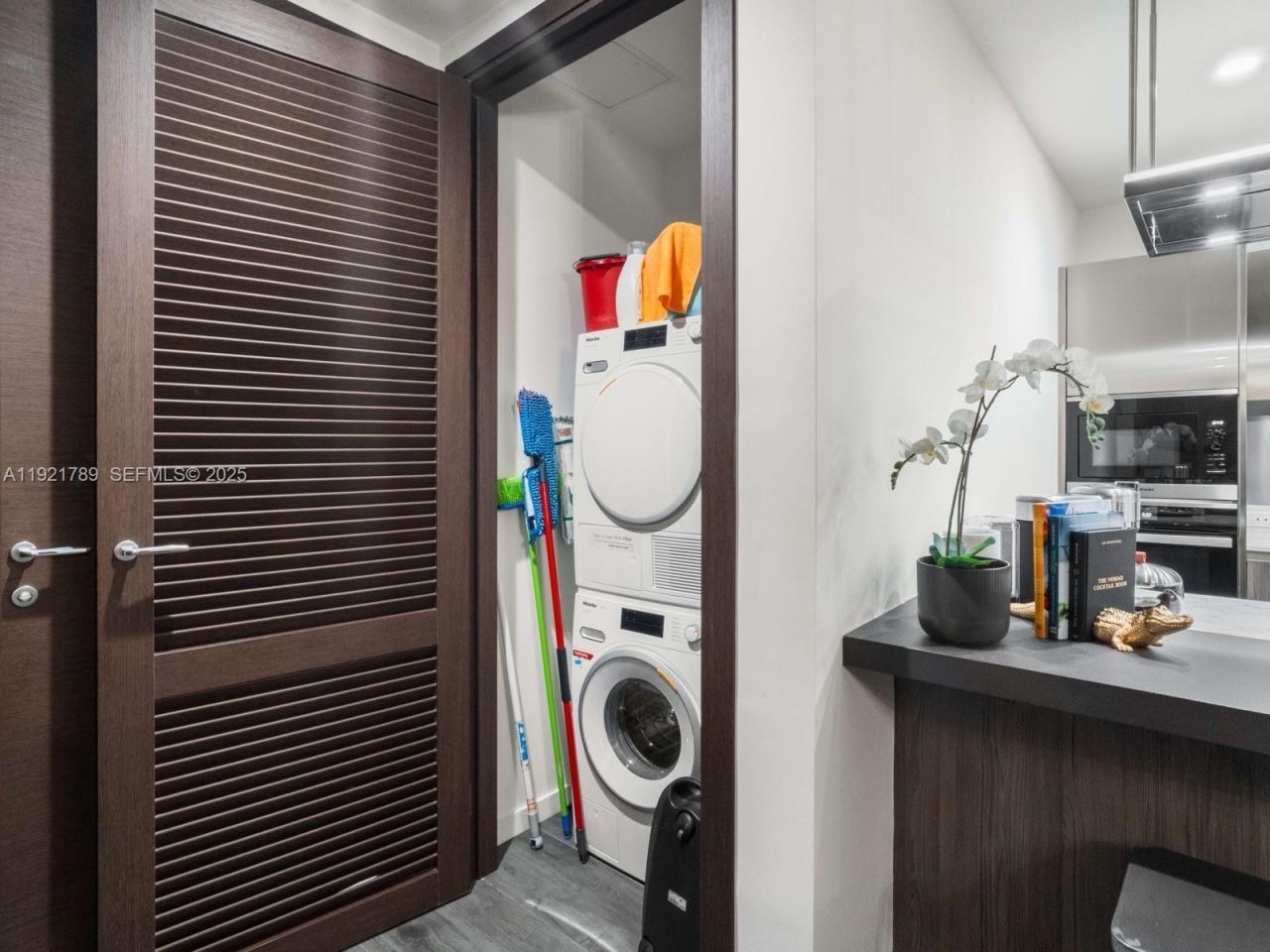 1000 Brickell Plz, Unit PH5706, Miami, FL 33131 Photo