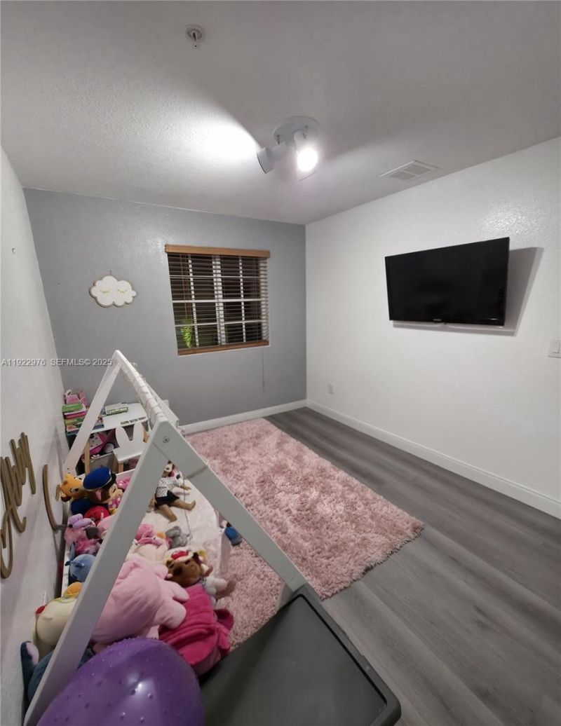 111 NW 2nd Ave, Unit 2, Hallandale Beach, FL 33009 Photo