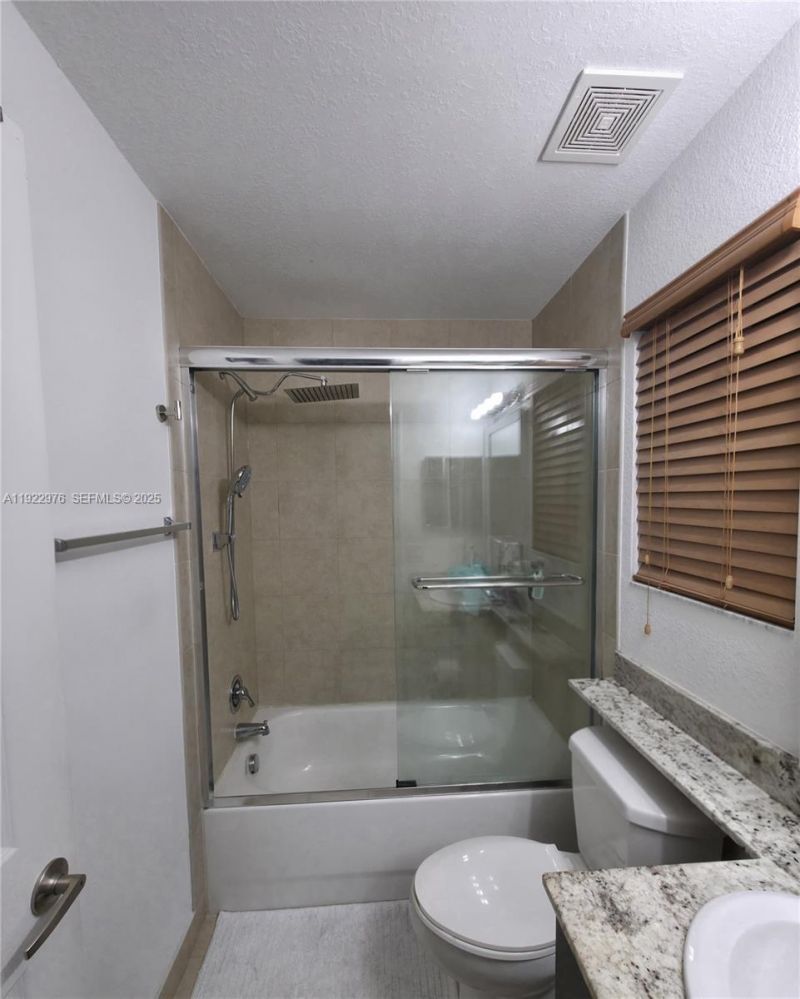 111 NW 2nd Ave, Unit 2, Hallandale Beach, FL 33009 Photo