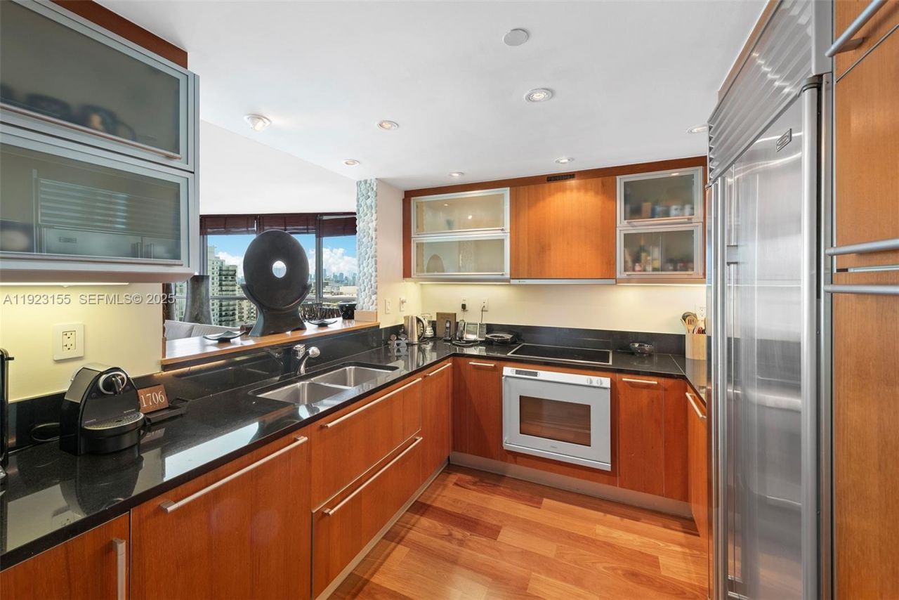 101 20th St, Unit 1706, Miami Beach, FL 33139 Photo