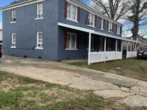 719 Jackson N, Russellville, AL