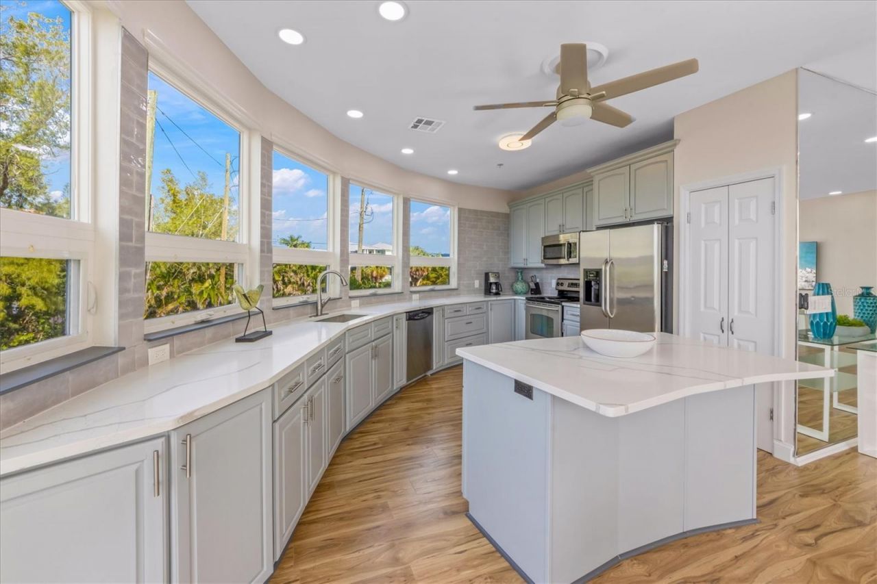 3708 Gulf Drive, Unit 1, Holmes Beach, FL 34217 Photo