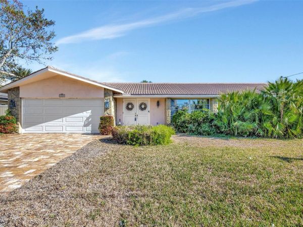 219 LEEWARD ISLAND, CLEARWATER, FL 33767