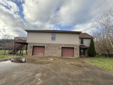 32 Garrett Street, Dayhoit, KY 40824