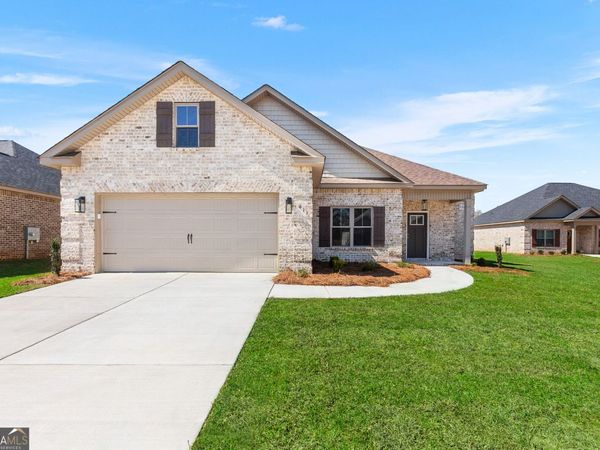 611 Bristleleaf Path, Kathleen, GA 31047