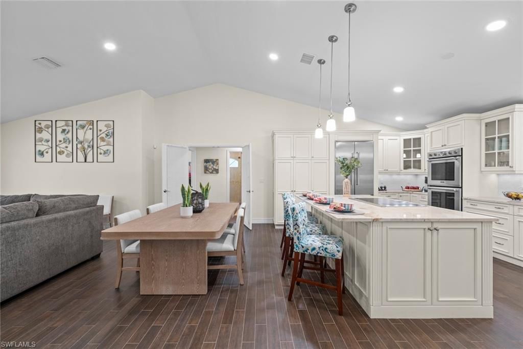 2596 Roosevelt Pl, Sanibel, FL 33957 Photo