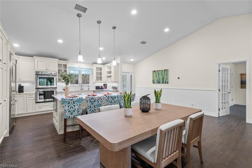 2596 Roosevelt Pl, Sanibel, FL 33957 Photo