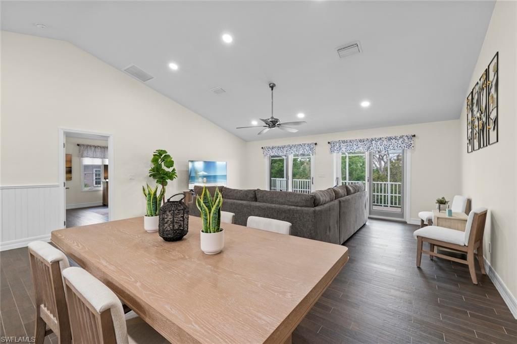 2596 Roosevelt Pl, Sanibel, FL 33957 Photo