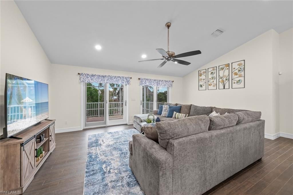 2596 Roosevelt Pl, Sanibel, FL 33957 Photo