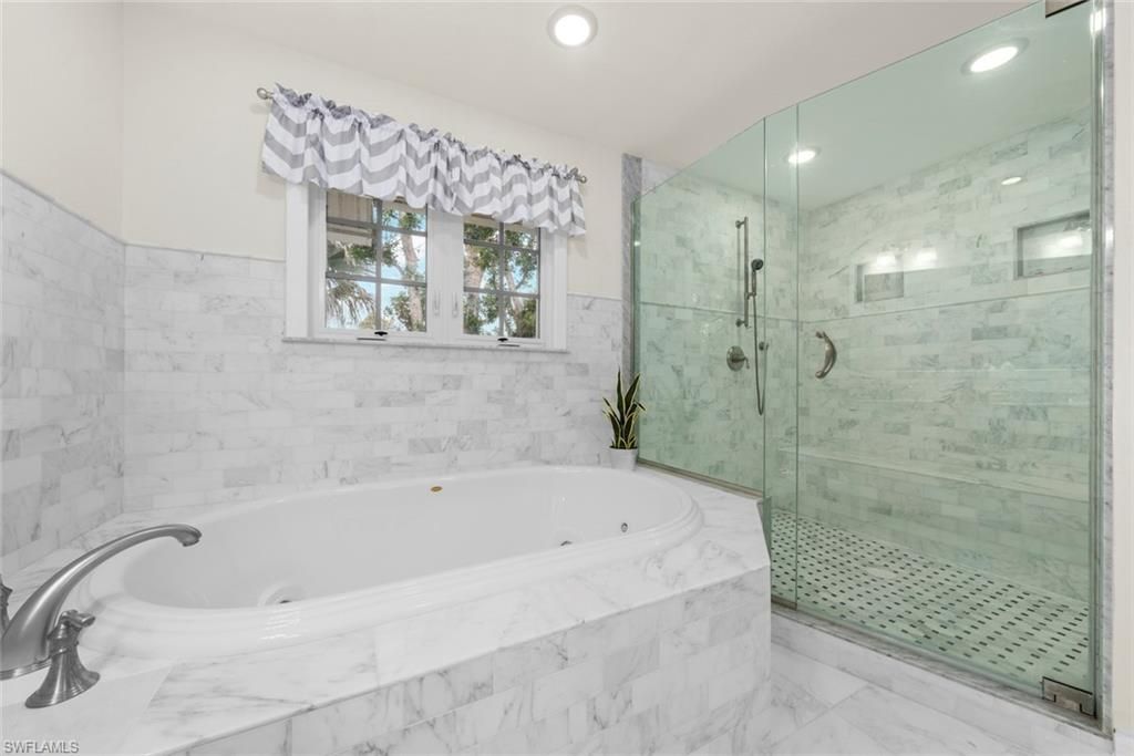 2596 Roosevelt Pl, Sanibel, FL 33957 Photo