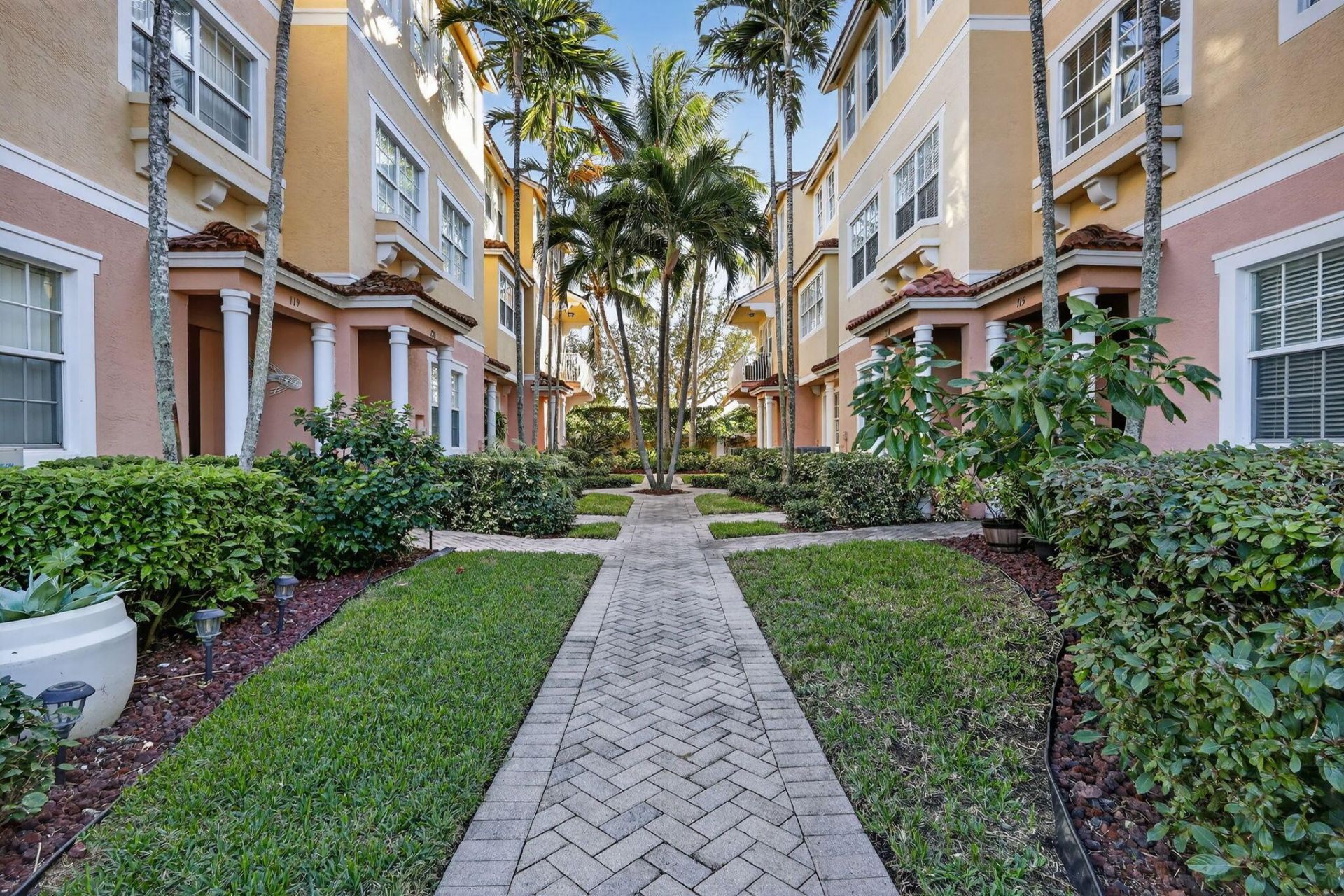 115 Harbors Way, Boynton Beach, FL 33435 Photo