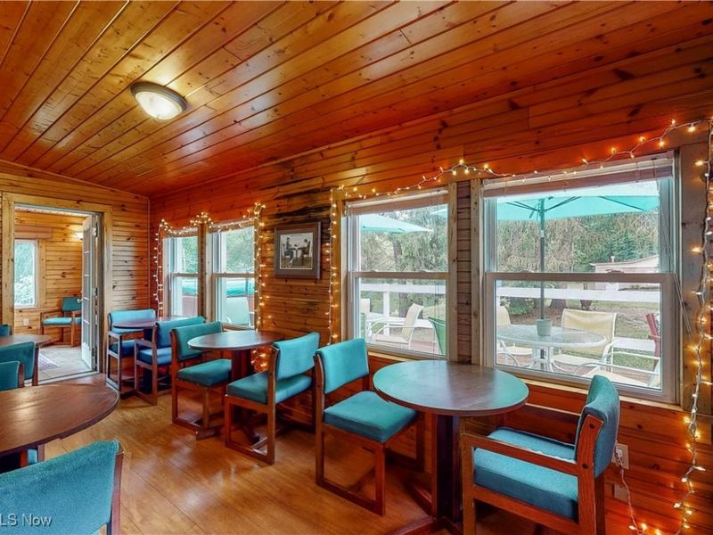 5696 Steubenville Road SE, Amsterdam, OH 43903 Photo 9