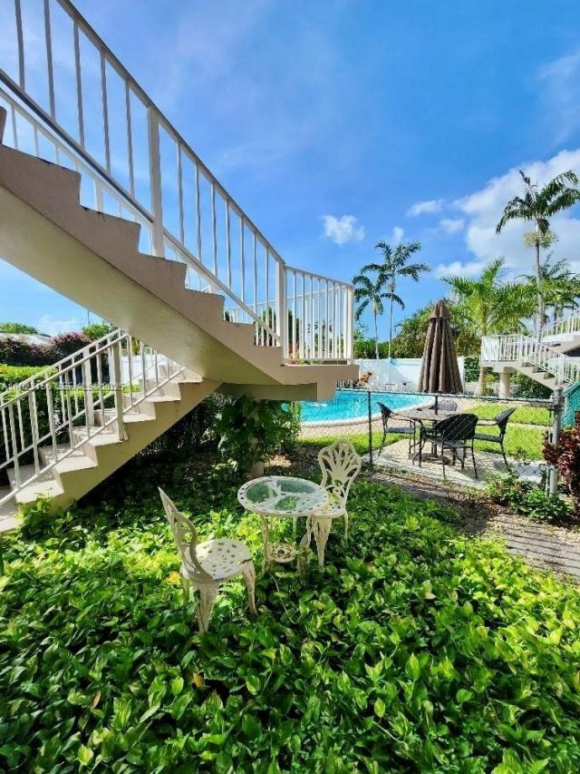 2665 Middle River Dr, Unit 7, Fort Lauderdale, FL 33306 Photo