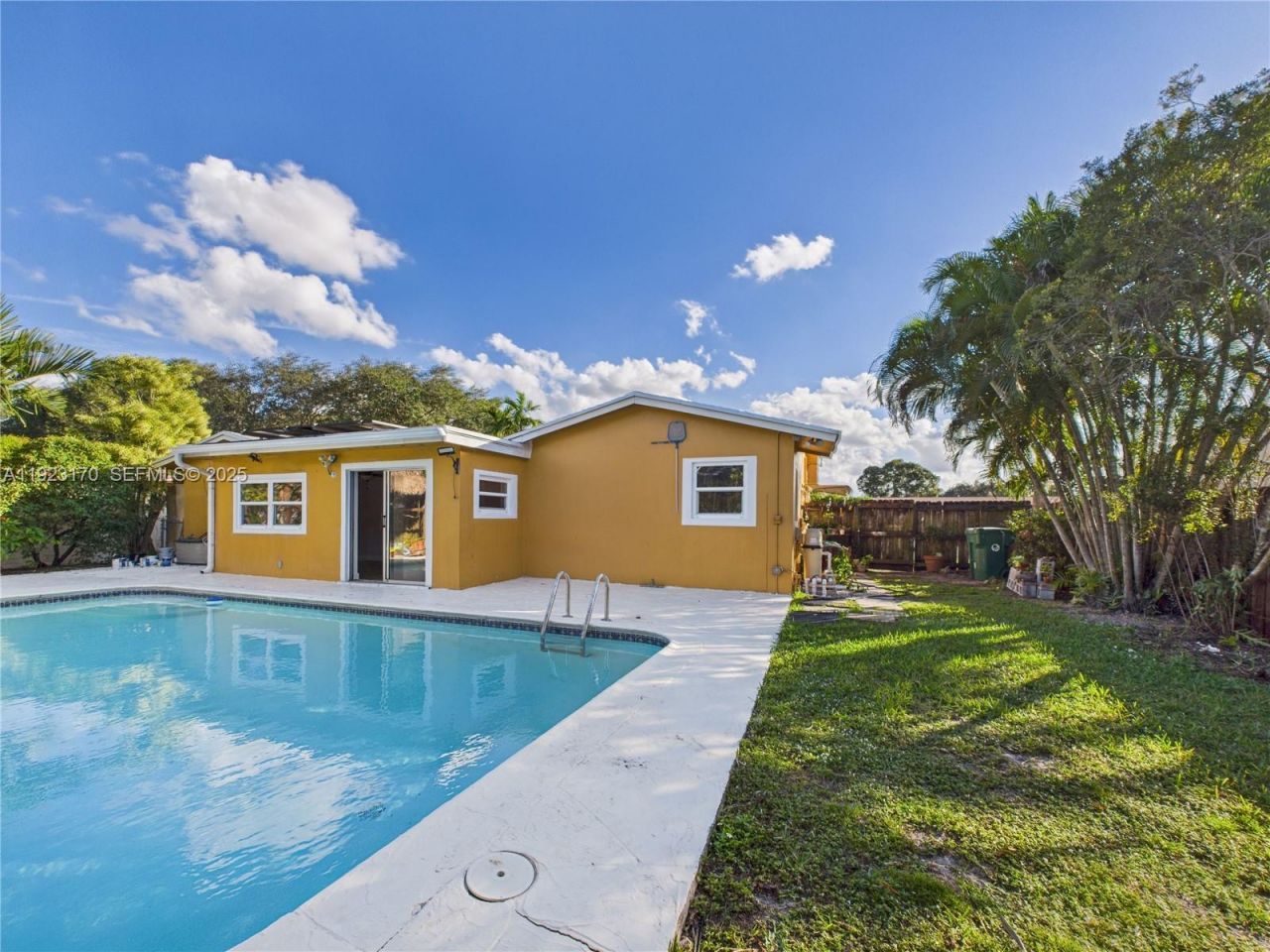 10221 SW 50th Ct, Cooper City, FL 33328 Photo