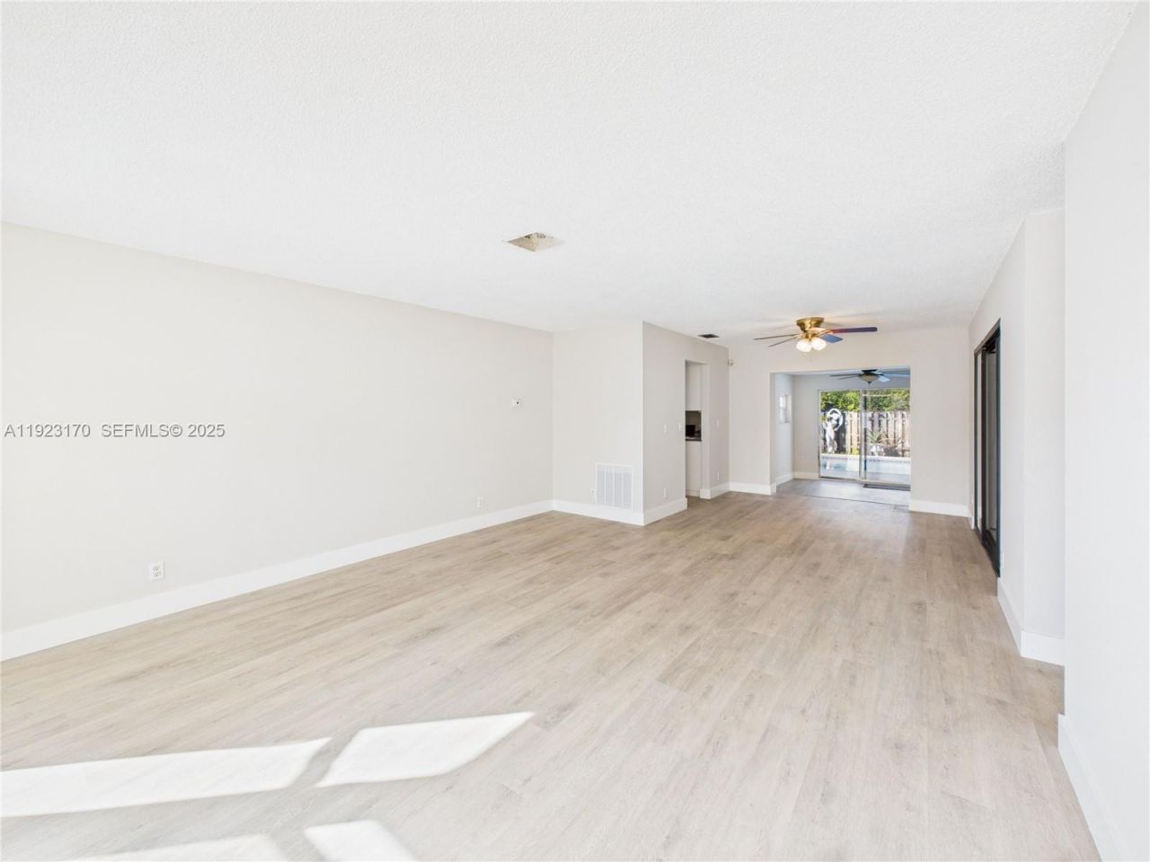 10221 SW 50th Ct, Cooper City, FL 33328 Photo