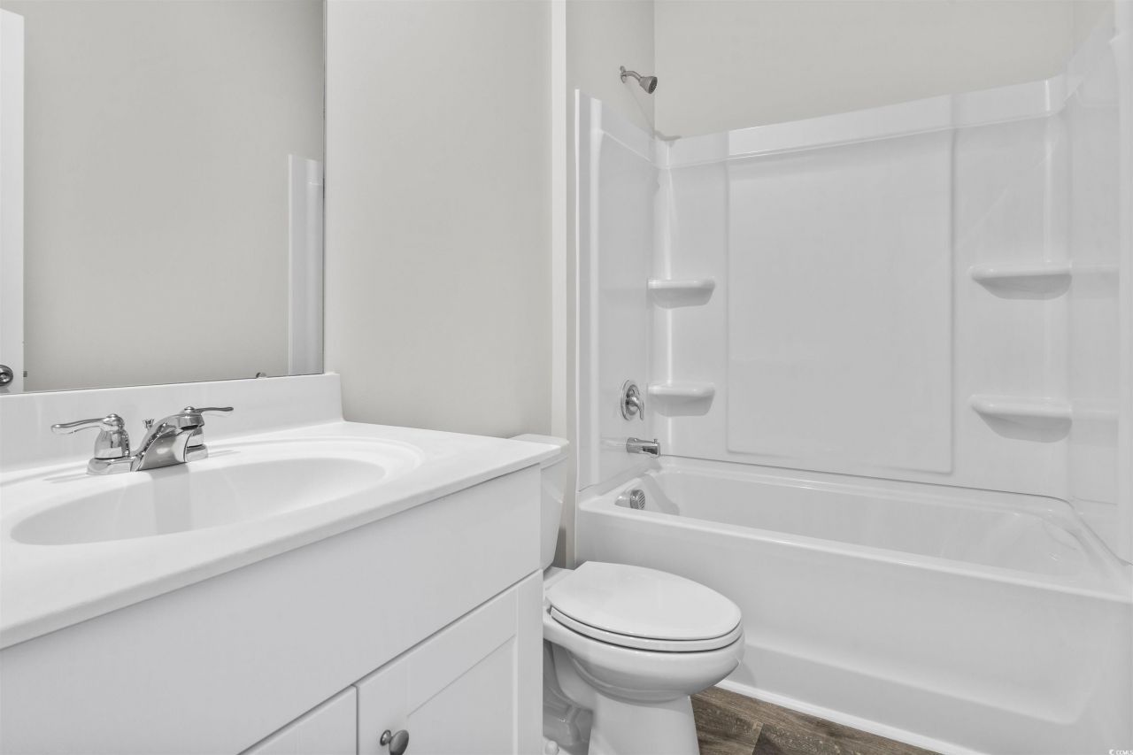 865 Wapama St. Photo 13