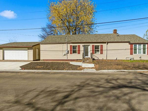 113 Barracuda Avenue NE, Avon, MN 56310