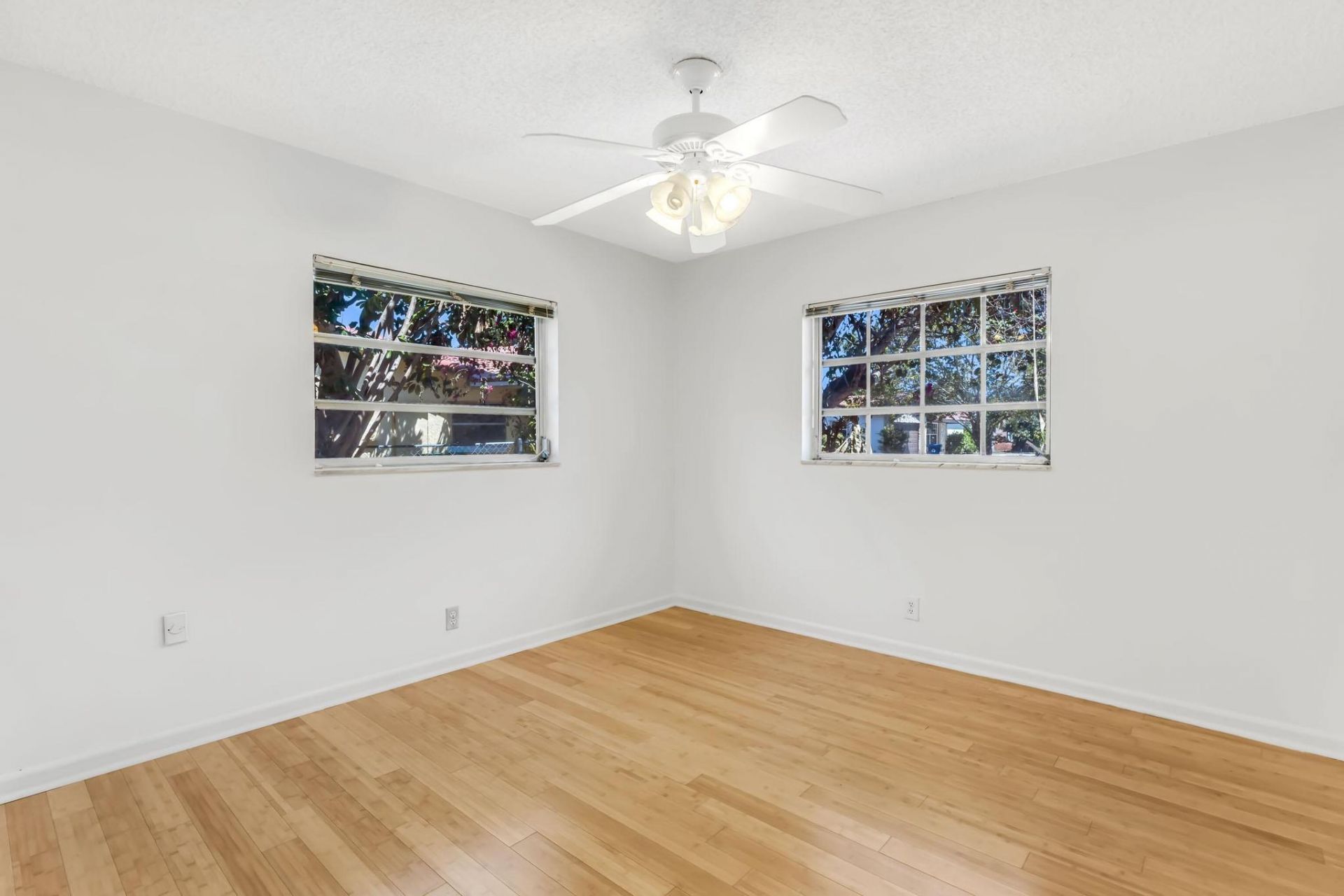 4250 NW 107th Avenue, Coral Springs, FL 33065 Photo