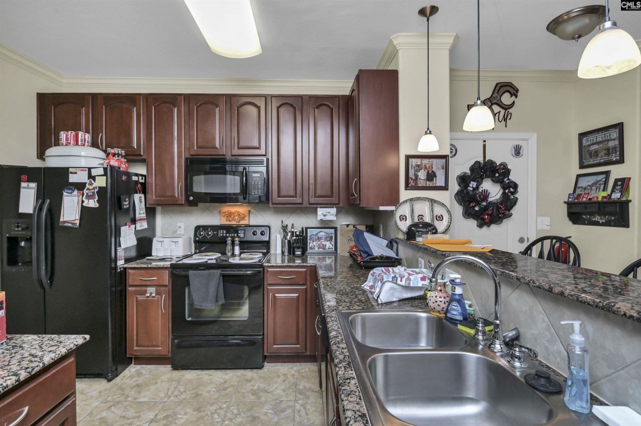 1085 Shop Road Photo 11