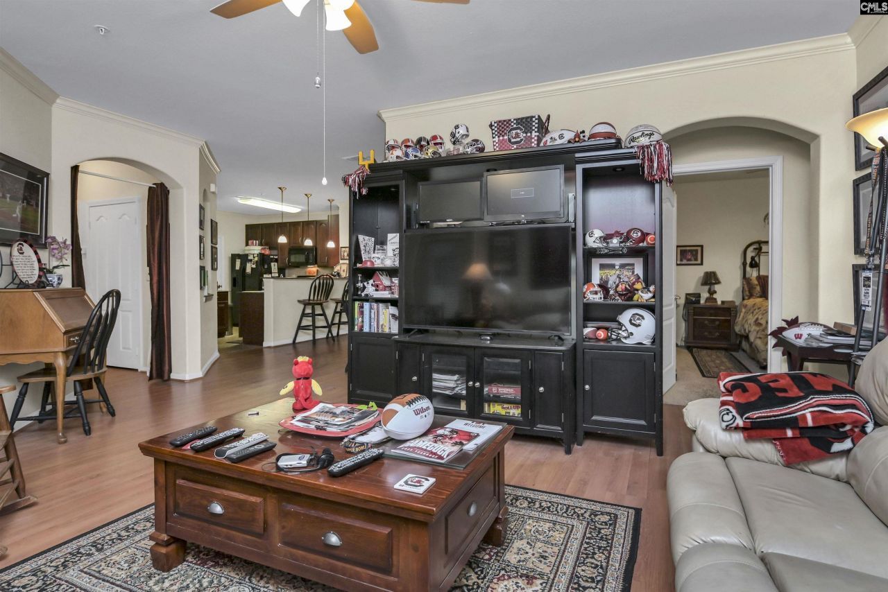 1085 Shop Road Photo 9