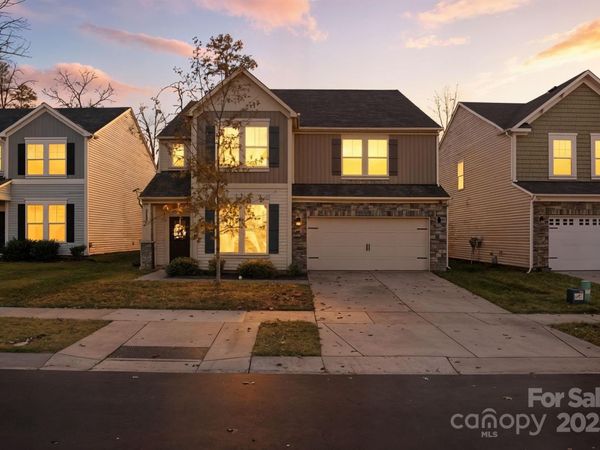 8220 Hudson Forest Drive, Charlotte, NC 28269