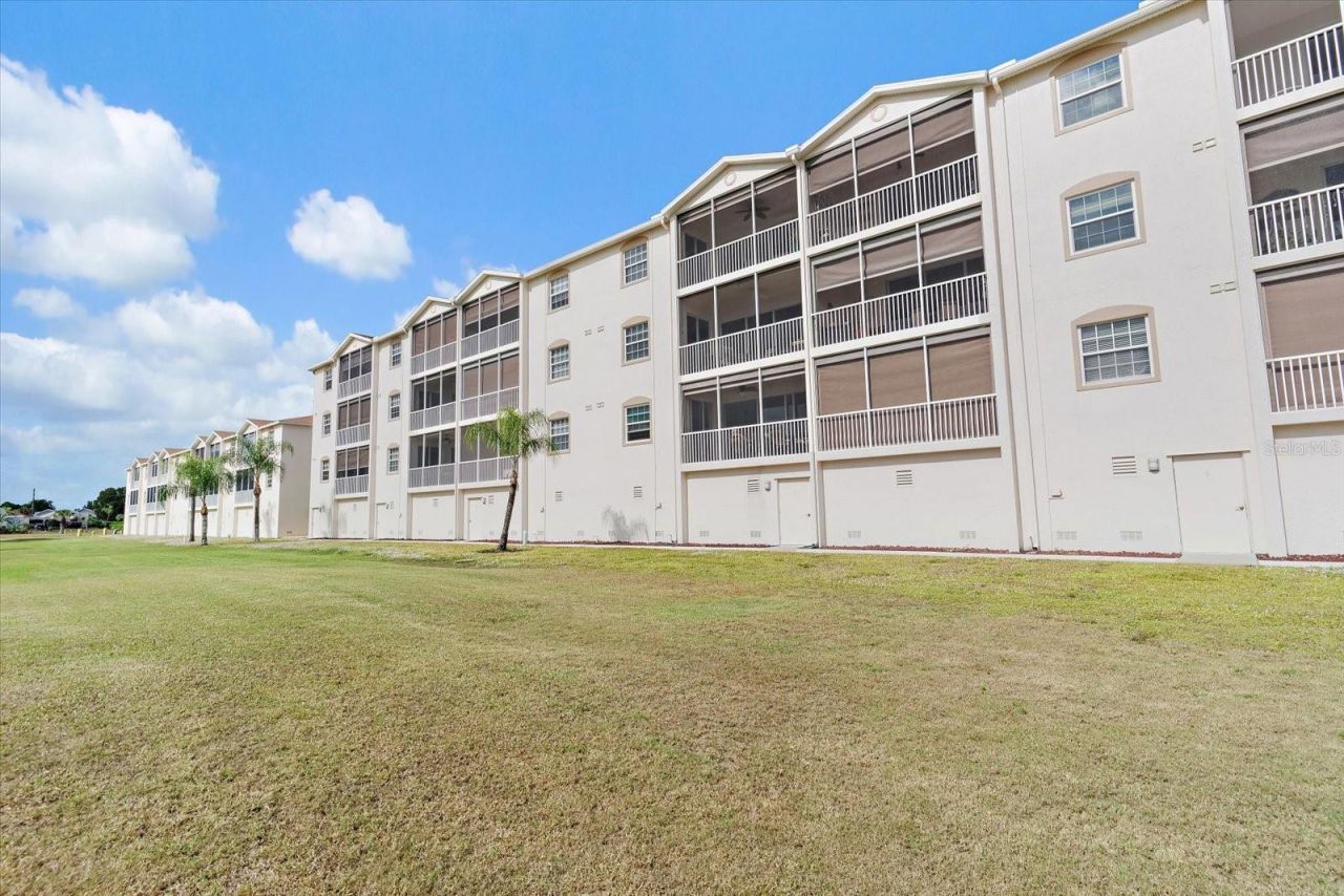 17110 Terraverde Circle, Unit 2415, Fort Myers, FL 33908 Photo