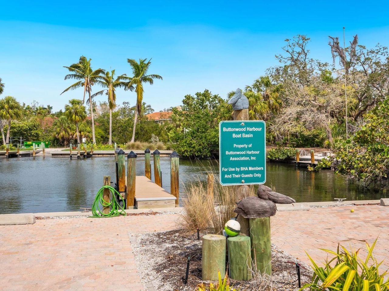 615 Buttonwood Drive, Longboat Key, FL 34228 Photo