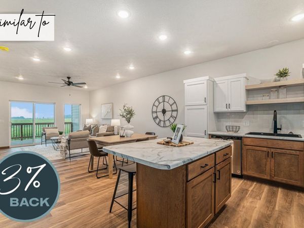 8017 E 44th St, Sioux Falls, SD 57110