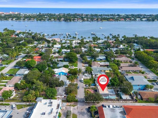 112 Milton St, Lantana, FL 33462