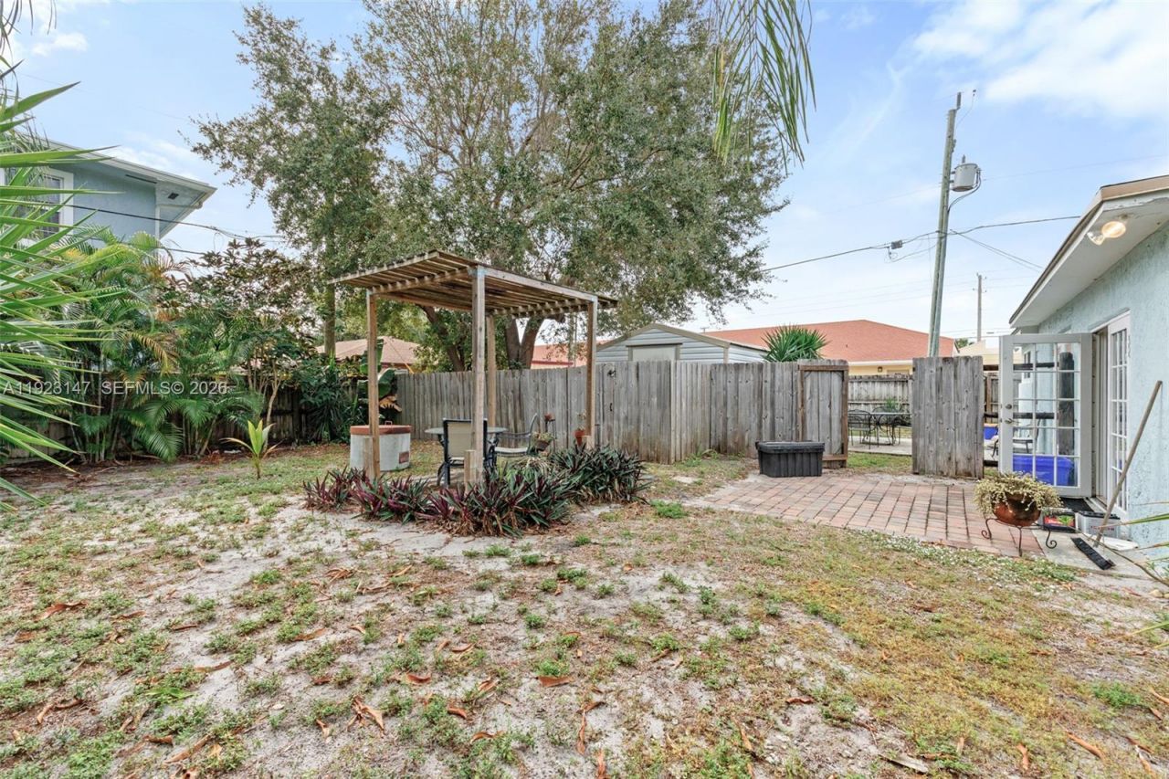 112 Milton St, Lantana, FL 33462 Photo