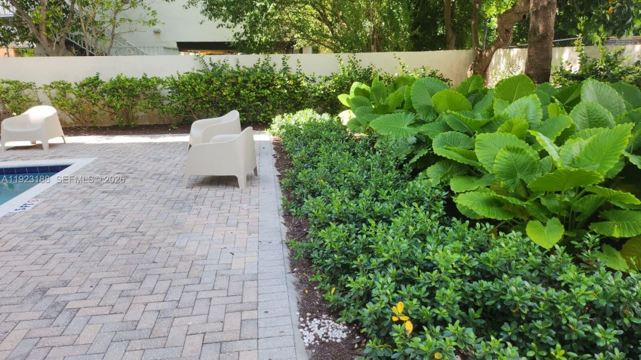 120 SW 8th Ave, Unit 802, Miami, FL 33130 Photo