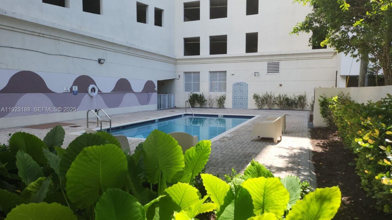 120 SW 8th Ave, Unit 802, Miami, FL 33130 Photo