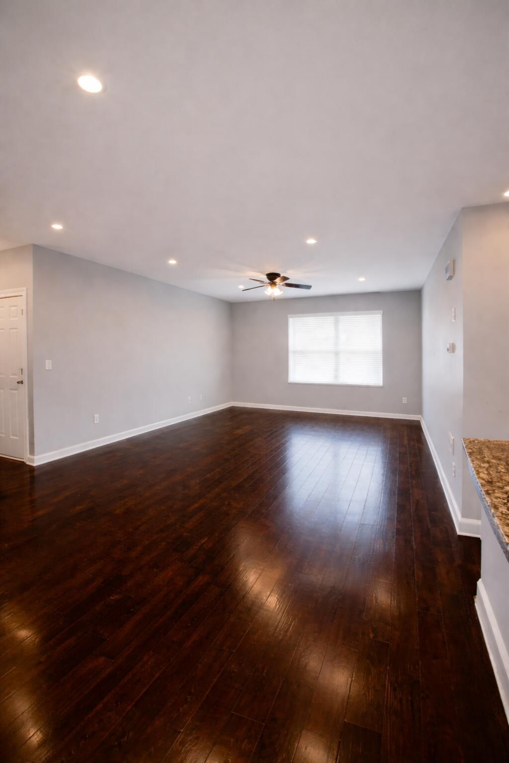 10 Whitewater Way Photo 10