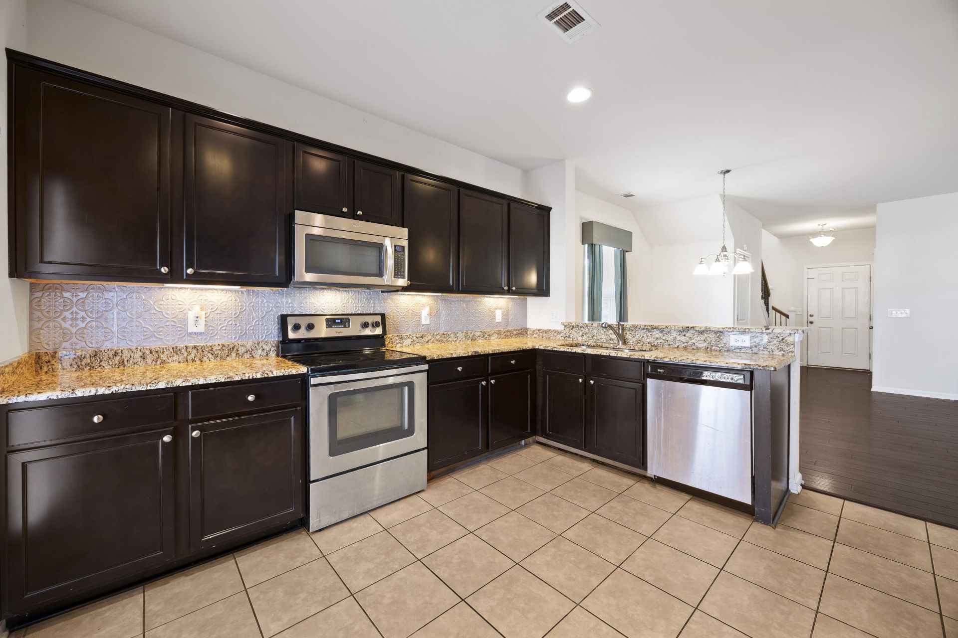 10 Whitewater Way Photo 18