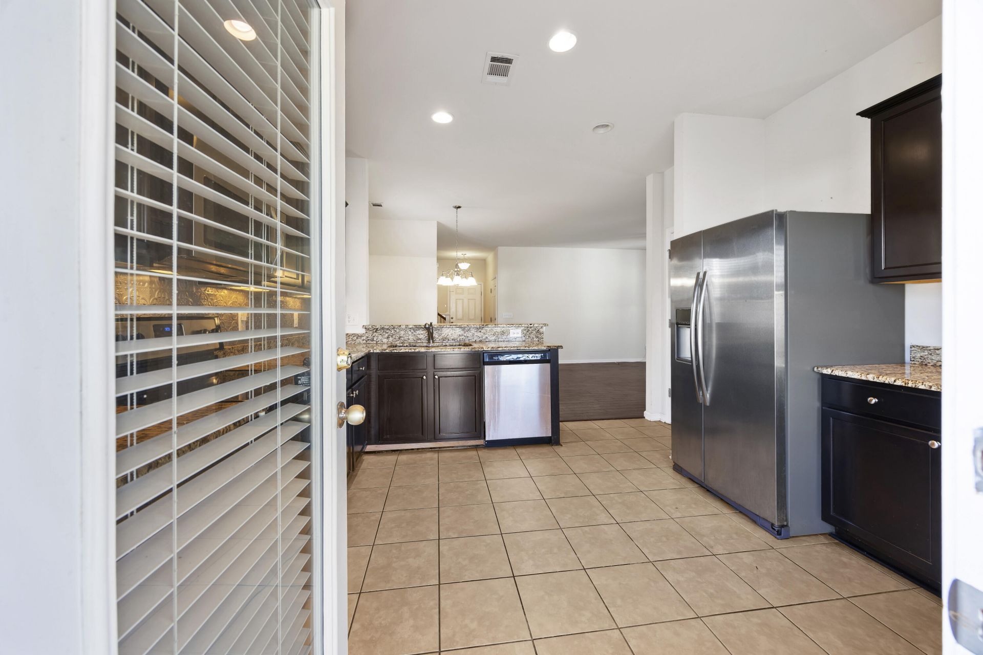 10 Whitewater Way Photo 20