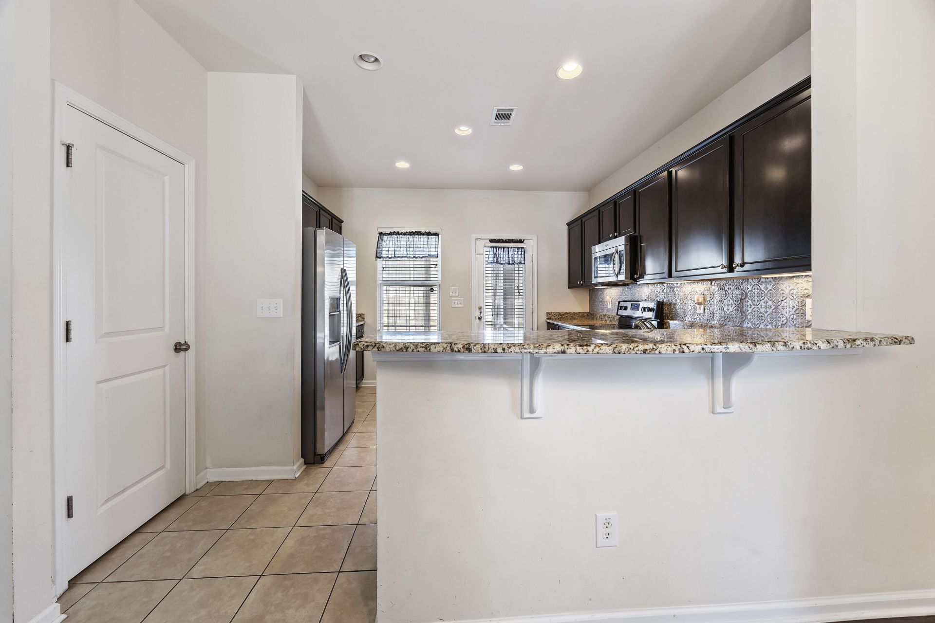 10 Whitewater Way Photo 23
