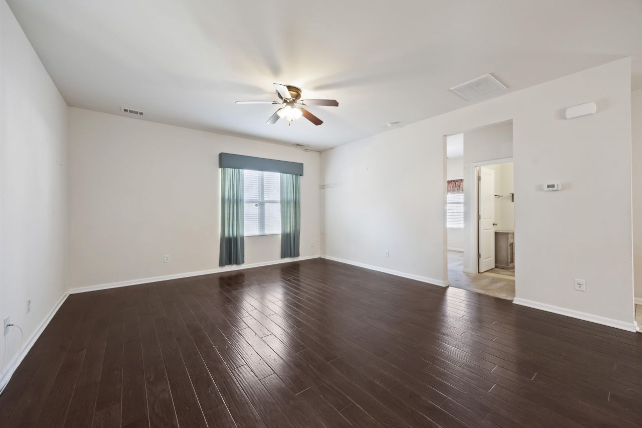 10 Whitewater Way Photo 26