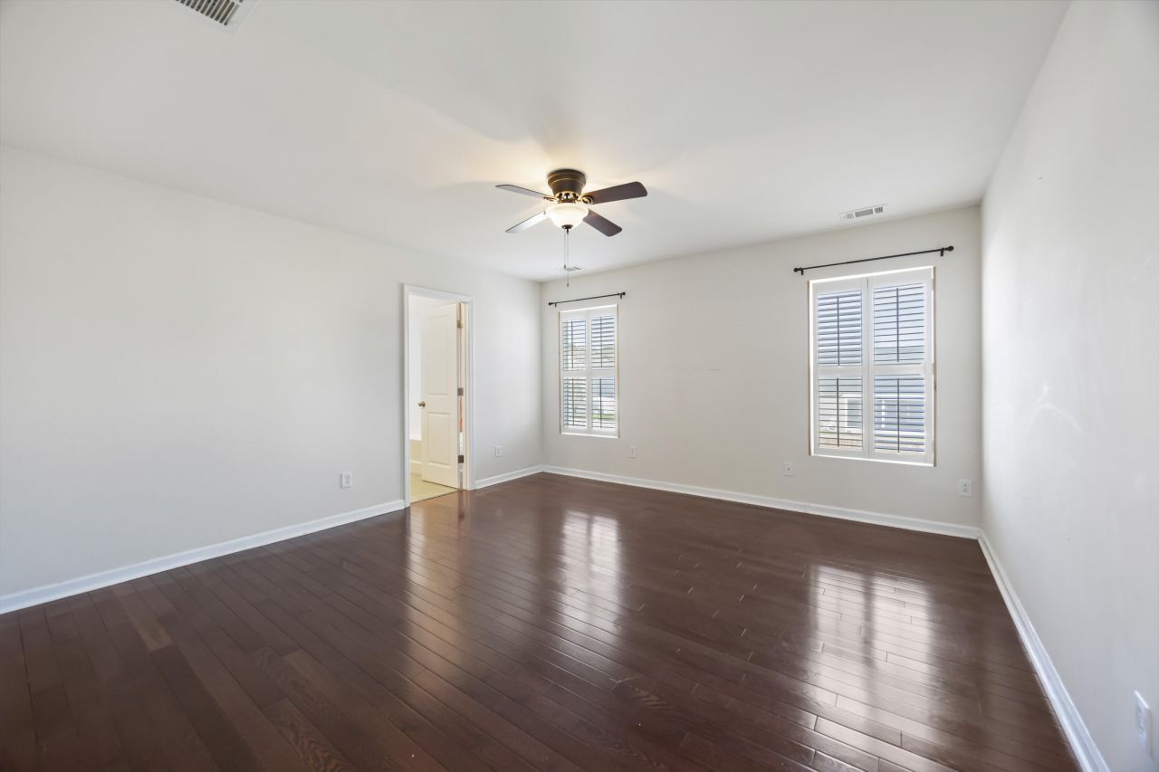 10 Whitewater Way Photo 33