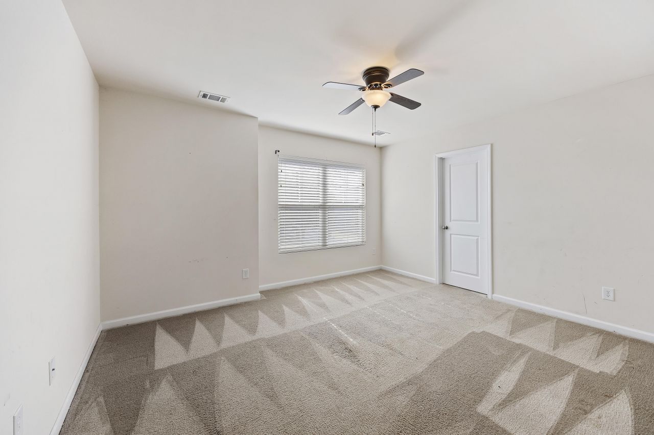 10 Whitewater Way Photo 41