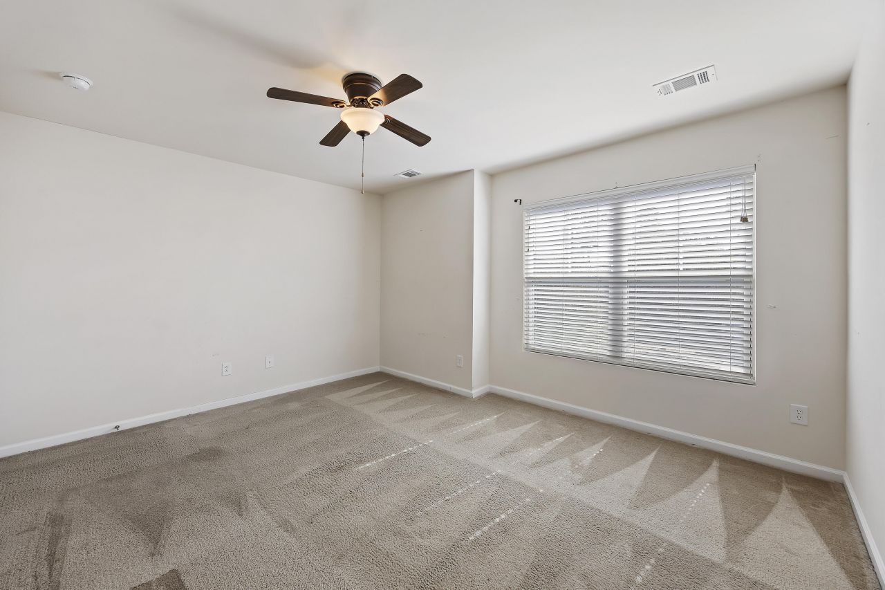 10 Whitewater Way Photo 43