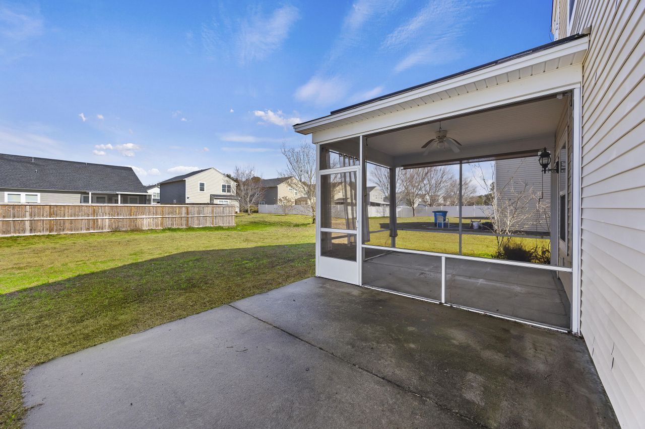 10 Whitewater Way Photo 50