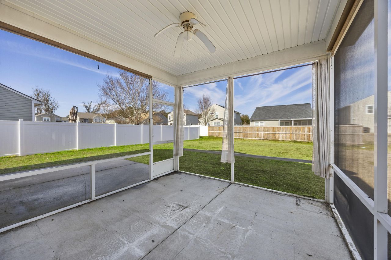 10 Whitewater Way Photo 51