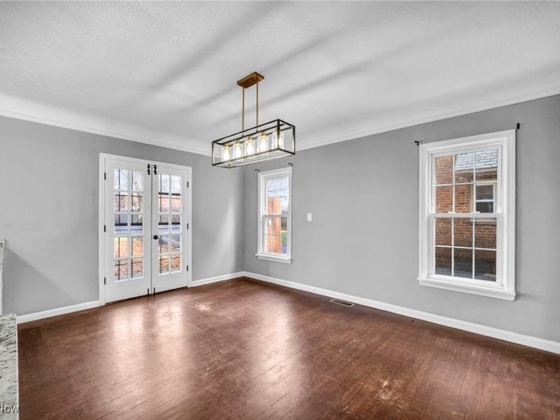 16809 Scottsdale Boulevard, Cleveland, OH 44120 Photo 14